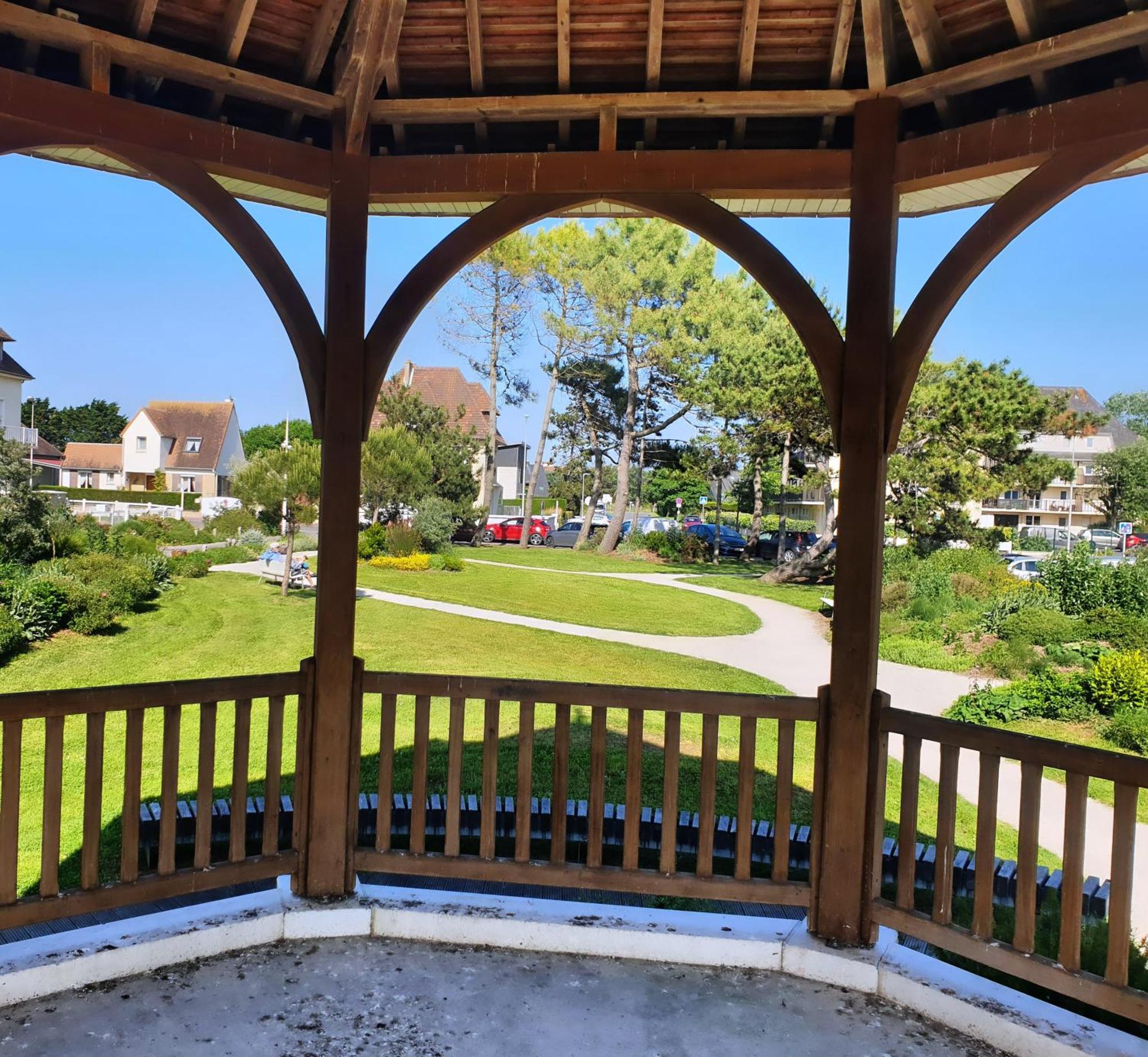 Studio Front De Mer Merville-Franceville-Plage Esterno foto